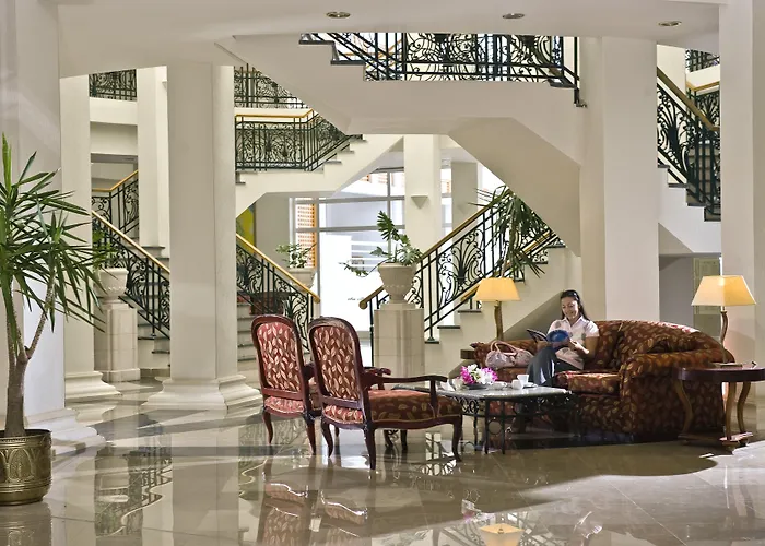 Üdülőközpont Pickalbatros Golf 5*