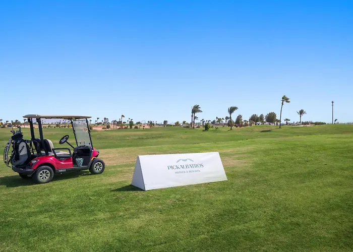 Üdülőközpont Pickalbatros Golf Sarm es-Sejk