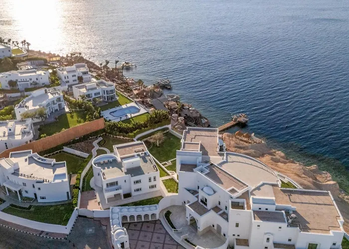 Üdülőközpont Pickalbatros Golf 5*